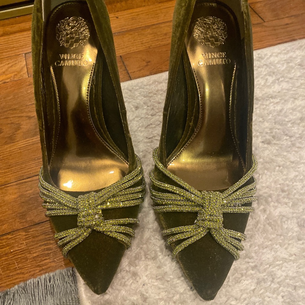 Vince Camuto velvet with stones shoes